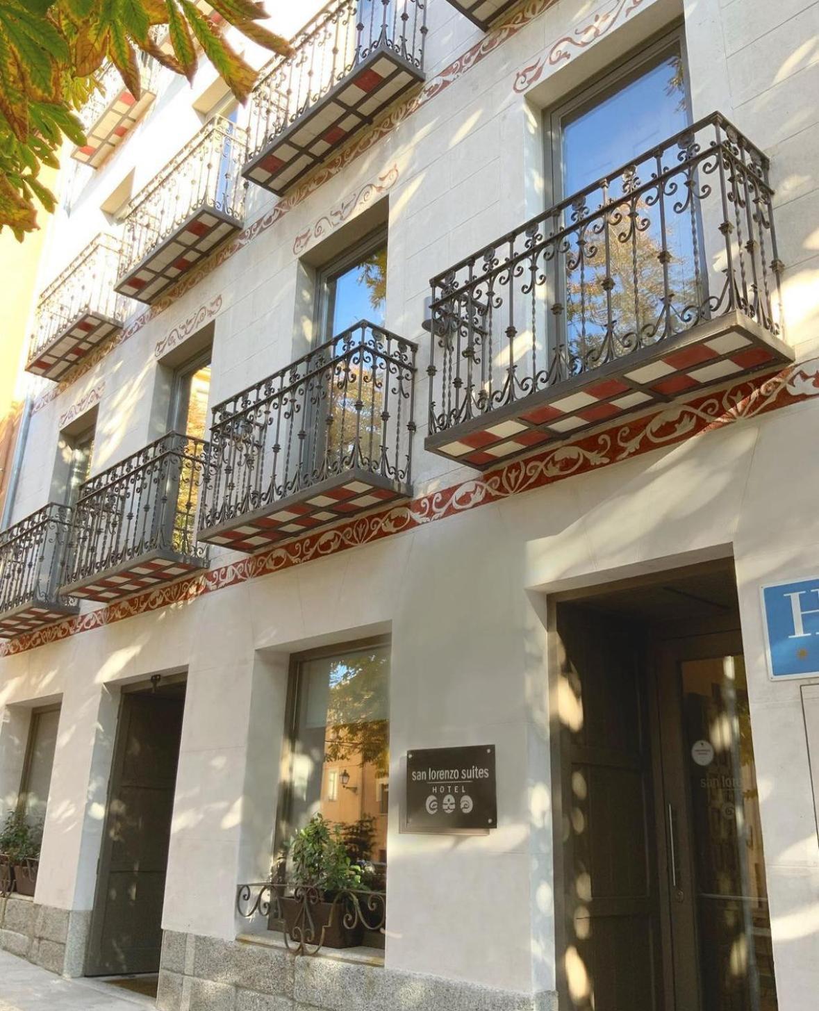 San Lorenzo Suites San Lorenzo de El Escorial Exterior foto